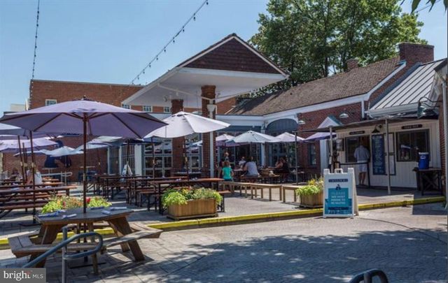 4244 ALTON PL NW, Washington, DC 20016