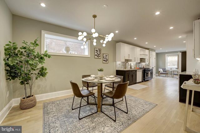 4244 ALTON PL NW, Washington, DC 20016