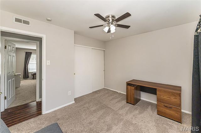 703 Sugar Glen Drive 4, St Peters, MO 63376