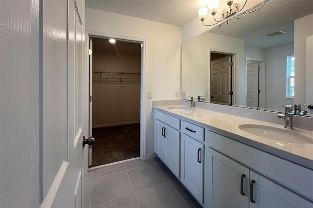 7052 ROLLING LEAF ROAD, Groveland, FL 34736