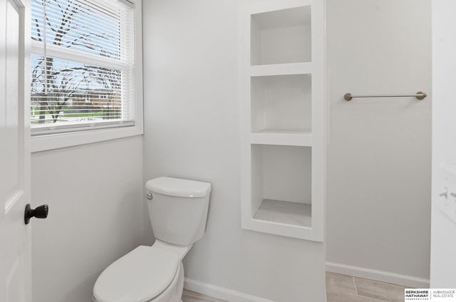 3005 N 95th Street, Omaha, NE 68134