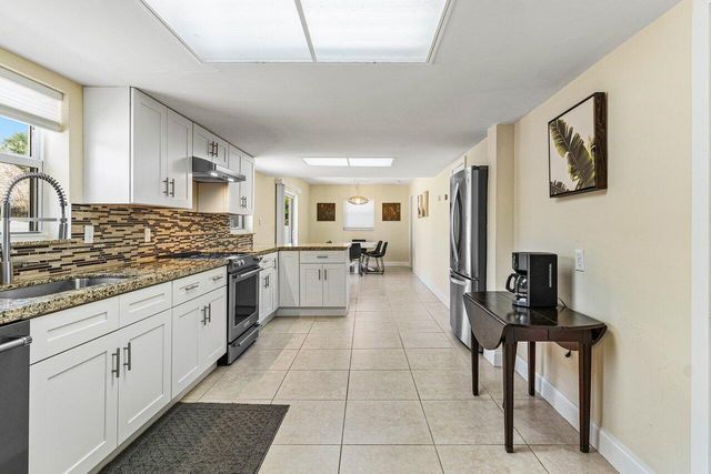 123 NW 6th Avenue, Delray Beach, FL 33444