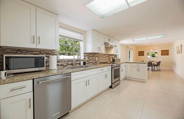 123 NW 6th Avenue, Delray Beach, FL 33444