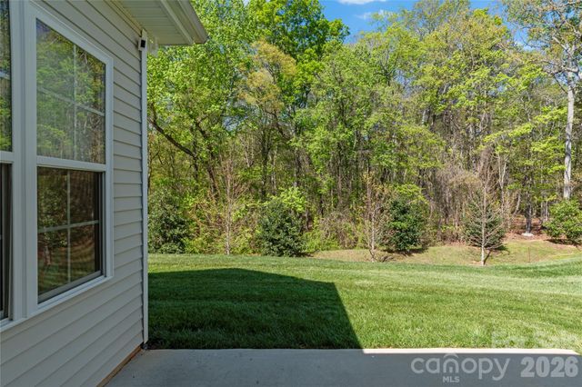 1057 Woodview Ridge Trail, Lewisville, NC 27023