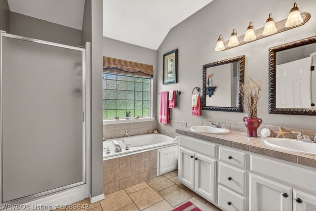 308 Mountain Edge, Van Buren, AR 72956