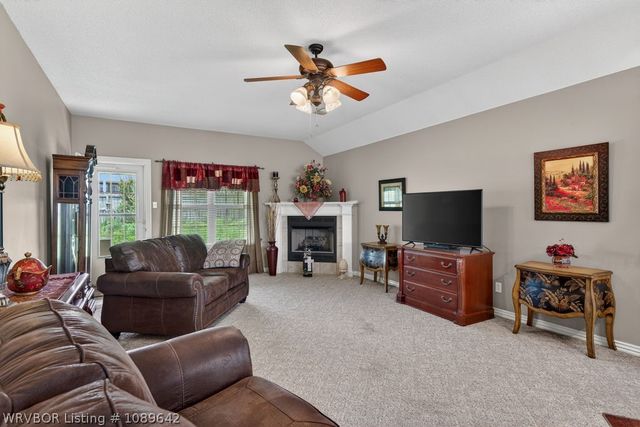 308 Mountain Edge, Van Buren, AR 72956