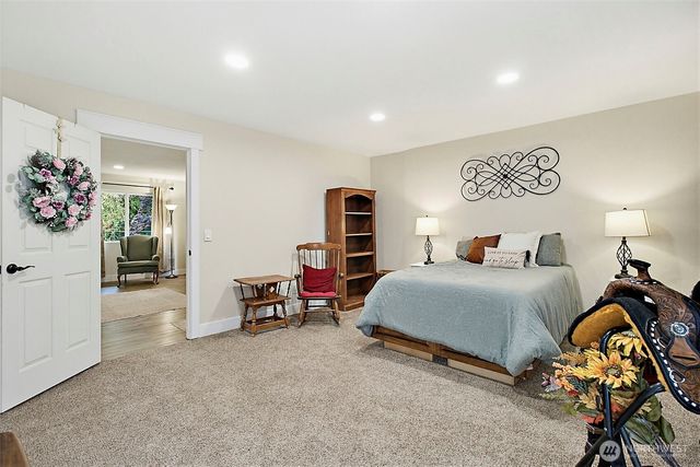 16624 SE 240th Street, Kent, WA 98042