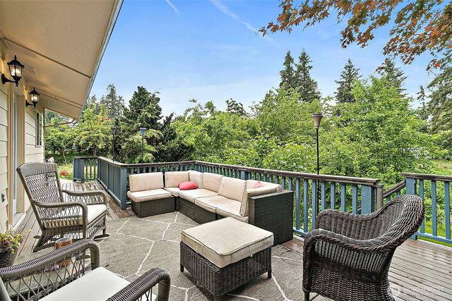 16624 SE 240th Street, Kent, WA 98042