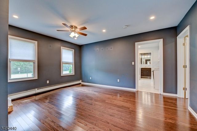 87 Doty Rd, Oakland Boro, NJ 07436