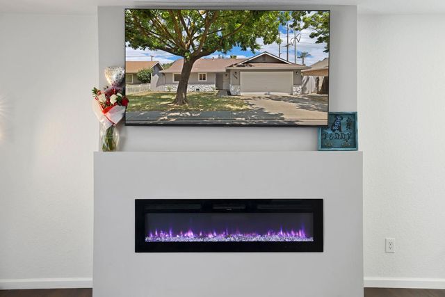 1208 Guiseppe Ln, Modesto, CA 95355