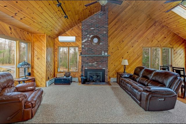 2060 Maple Street, Dighton, MA 02764