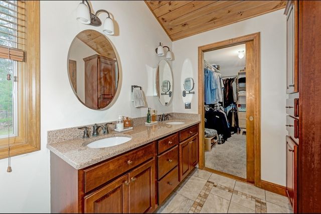 2060 Maple Street, Dighton, MA 02764