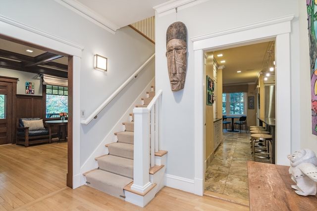 9 Harkness Rd, Pelham, MA 01002