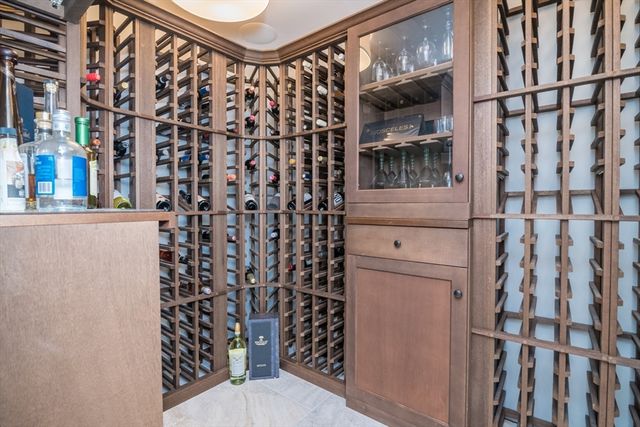 9 Harkness Rd, Pelham, MA 01002