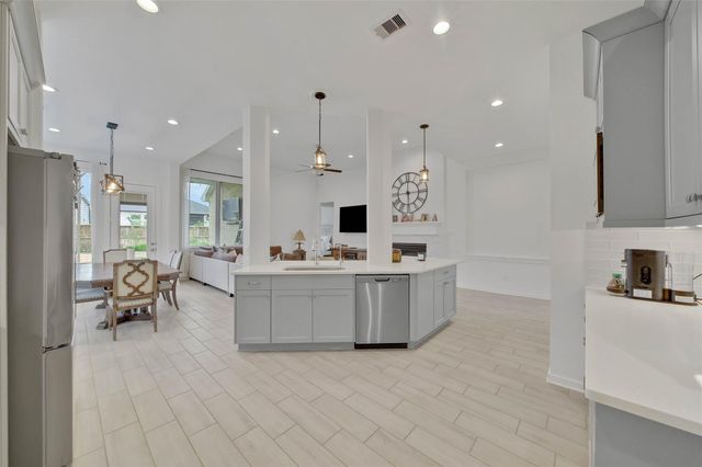 4611 Silver Moon Drive, Spring, TX 77386