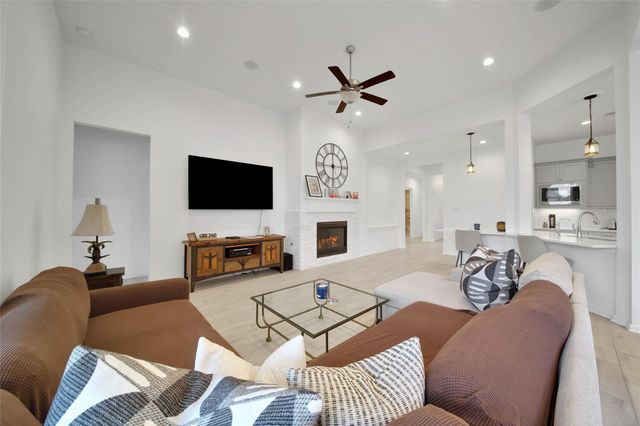 4611 Silver Moon Drive, Spring, TX 77386