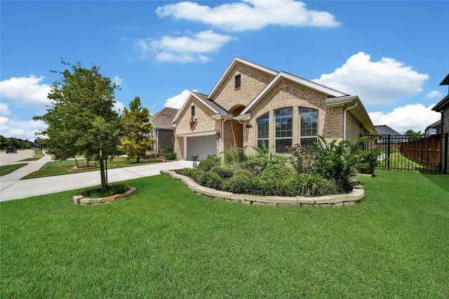 4611 Silver Moon Drive, Spring, TX 77386