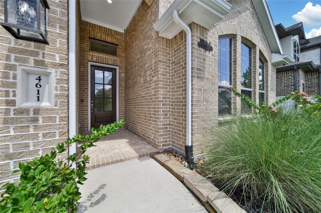 4611 Silver Moon Drive, Spring, TX 77386