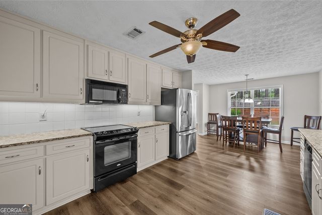 105 Laurel Lane, Social Circle, GA 30025