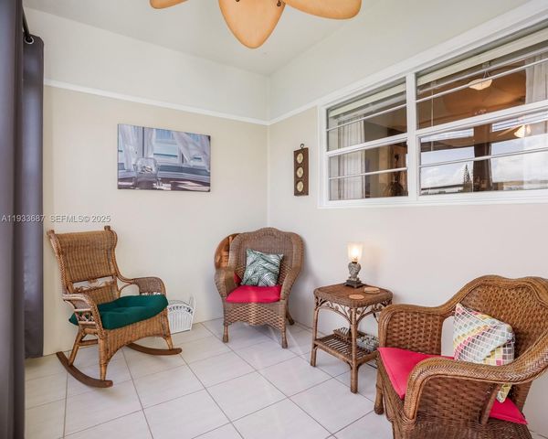 4706 NW 36th St 507, Lauderdale Lakes, FL 33319