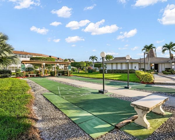 4706 NW 36th St 507, Lauderdale Lakes, FL 33319