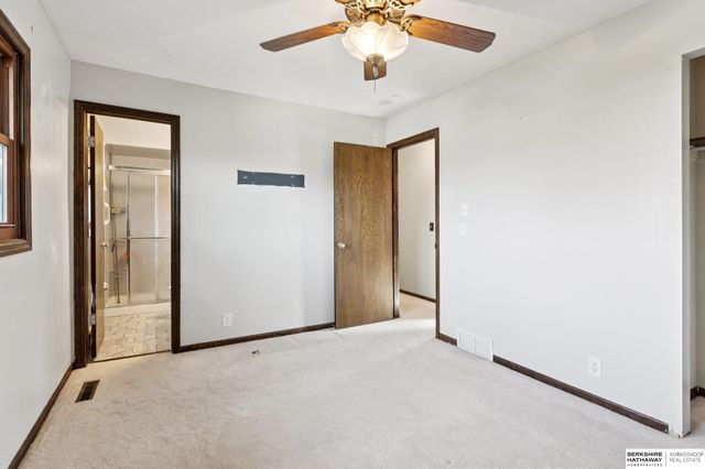 15334 Polk Circle, Omaha, NE 68137