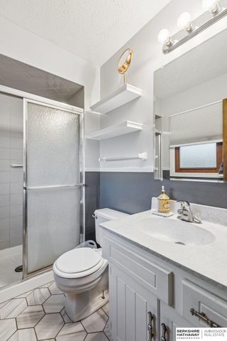 15334 Polk Circle, Omaha, NE 68137