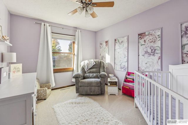 15334 Polk Circle, Omaha, NE 68137