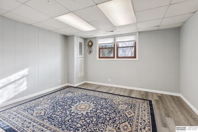 15334 Polk Circle, Omaha, NE 68137