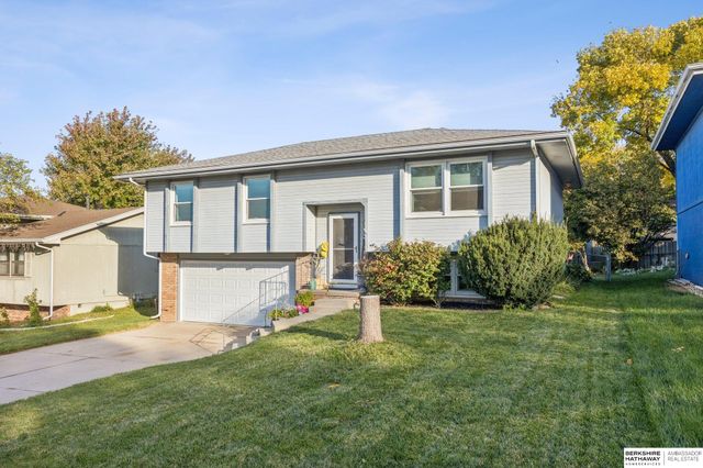 15334 Polk Circle, Omaha, NE 68137