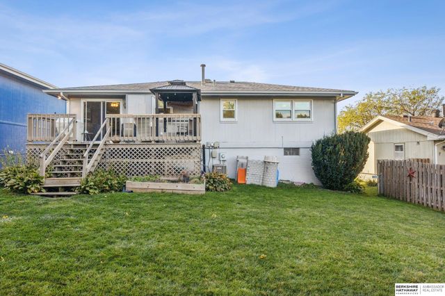 15334 Polk Circle, Omaha, NE 68137