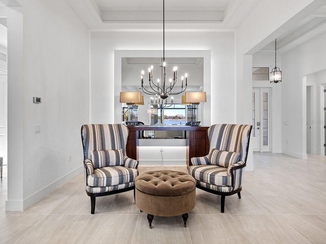 8043 WATERBEND TRAIL, Sarasota, FL 34240