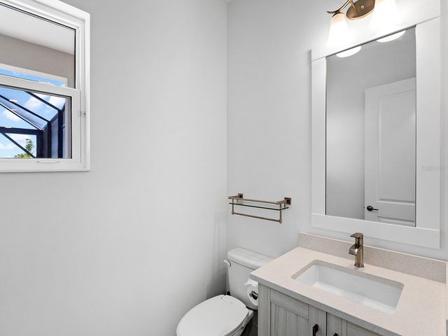 8043 WATERBEND TRAIL, Sarasota, FL 34240