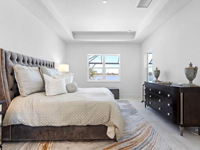 8043 WATERBEND TRAIL, Sarasota, FL 34240