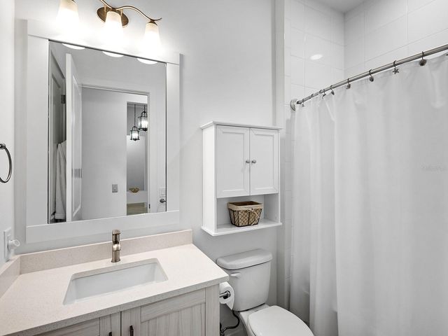 8043 WATERBEND TRAIL, Sarasota, FL 34240