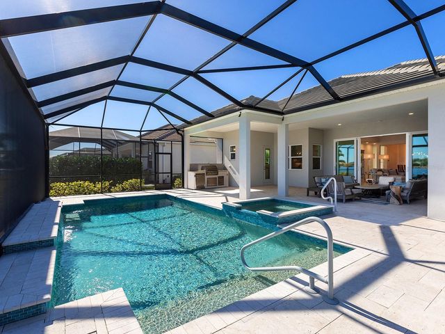 8043 WATERBEND TRAIL, Sarasota, FL 34240