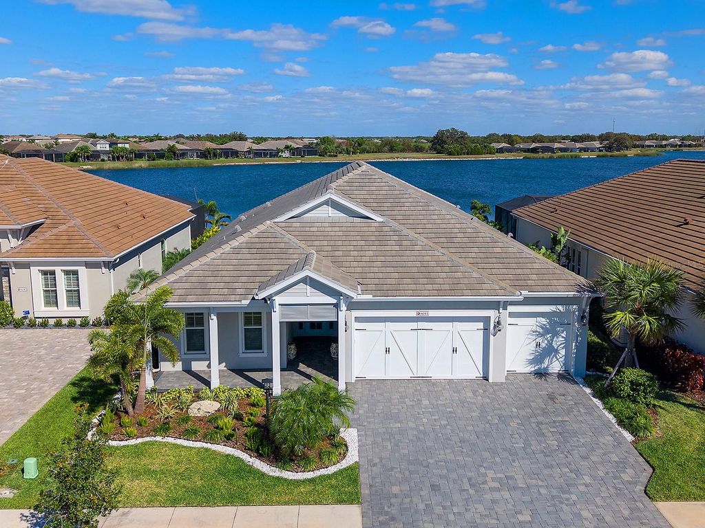 8043 WATERBEND TRAIL, Sarasota, FL 34240