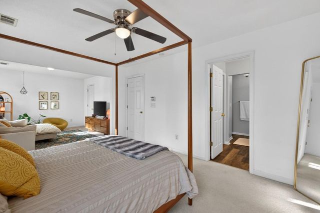 6364 Shoreview Circle, Flowery Branch, GA 30542