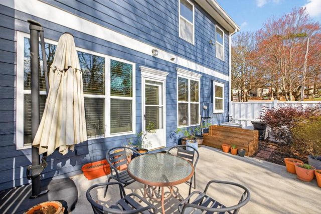 6364 Shoreview Circle, Flowery Branch, GA 30542