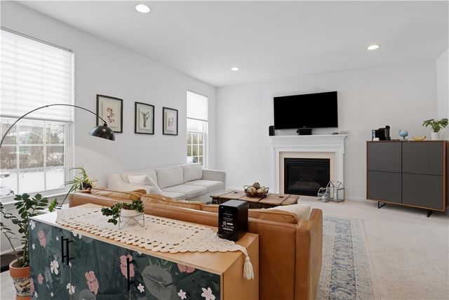 22 Whitley Court, Pittsford, NY 14534