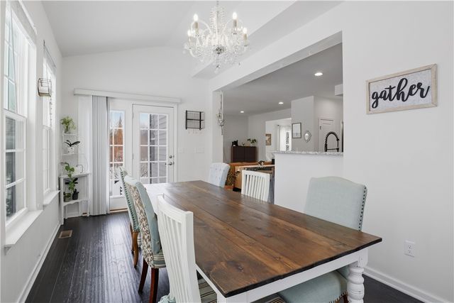 22 Whitley Court, Pittsford, NY 14534