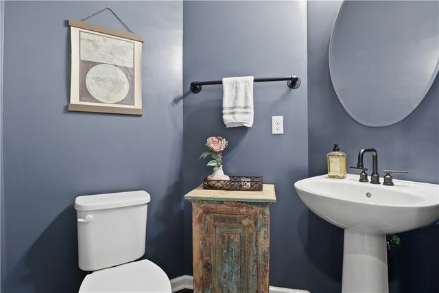 22 Whitley Court, Pittsford, NY 14534