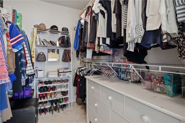 22 Whitley Court, Pittsford, NY 14534