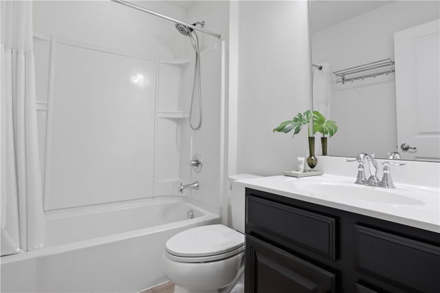 22 Whitley Court, Pittsford, NY 14534