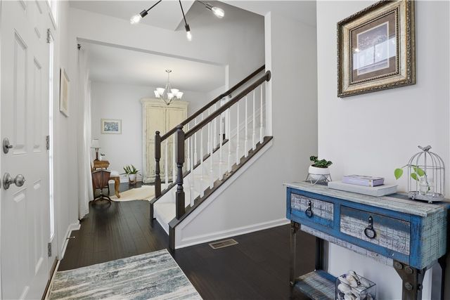 22 Whitley Court, Pittsford, NY 14534