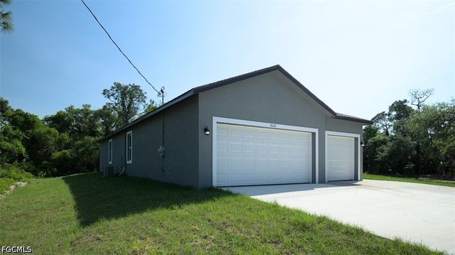 7008 Palpano CIR, Labelle, FL 33935