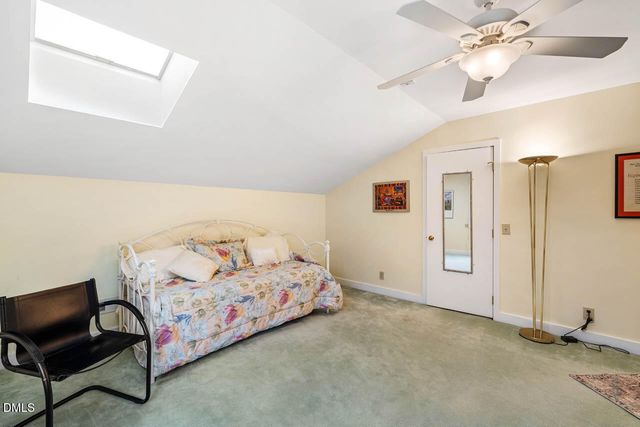 4 Wellesley Place, Chapel Hill, NC 27517