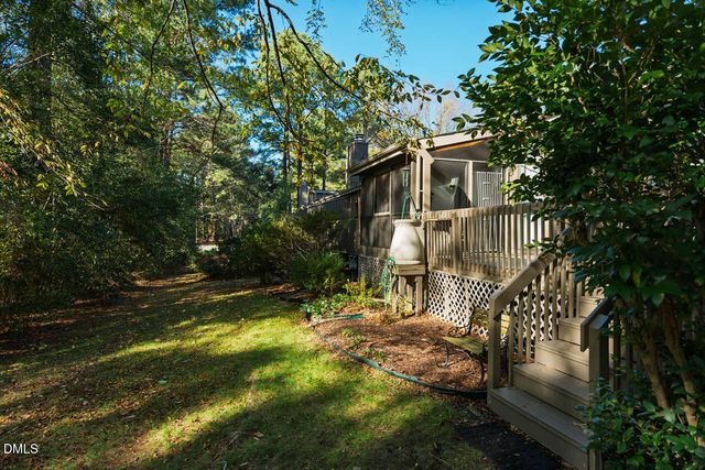 4 Wellesley Place, Chapel Hill, NC 27517