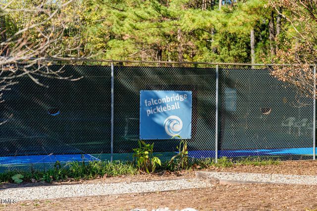 4 Wellesley Place, Chapel Hill, NC 27517