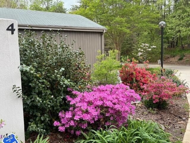 4 Wellesley Place, Chapel Hill, NC 27517